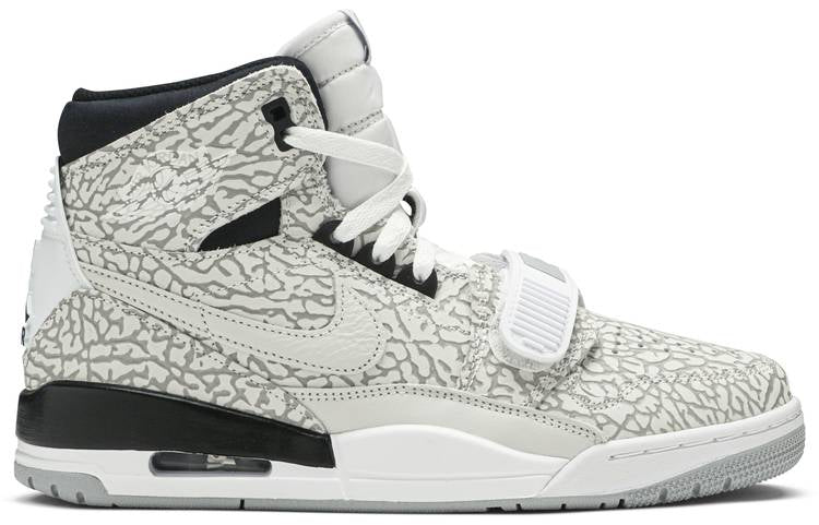 Jordan Legacy 312  Flip  AV3922-100((M)US7/EUR40)